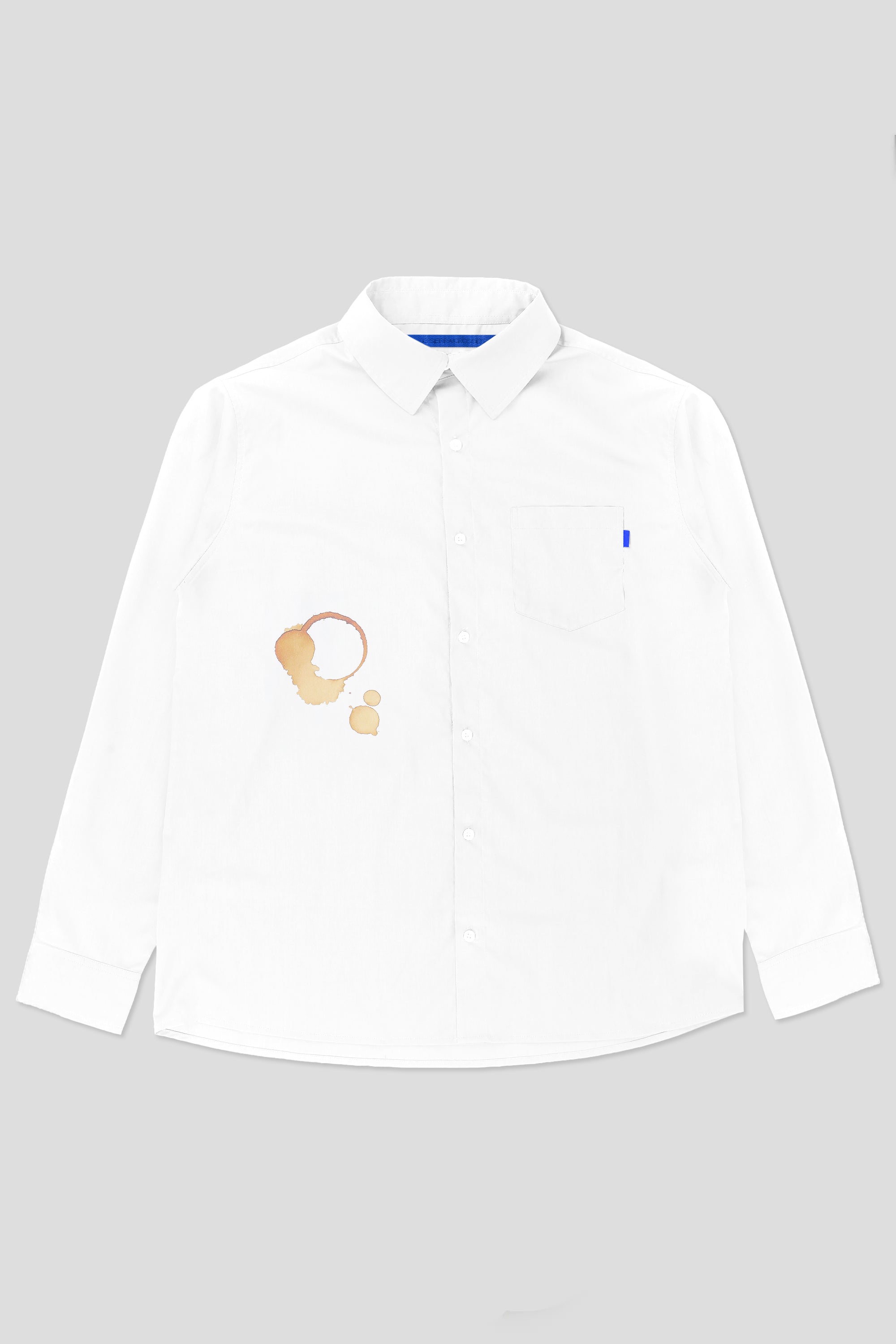 White shirt with fake coffee mug stain blue details of the brand front view 93 sierra crosses